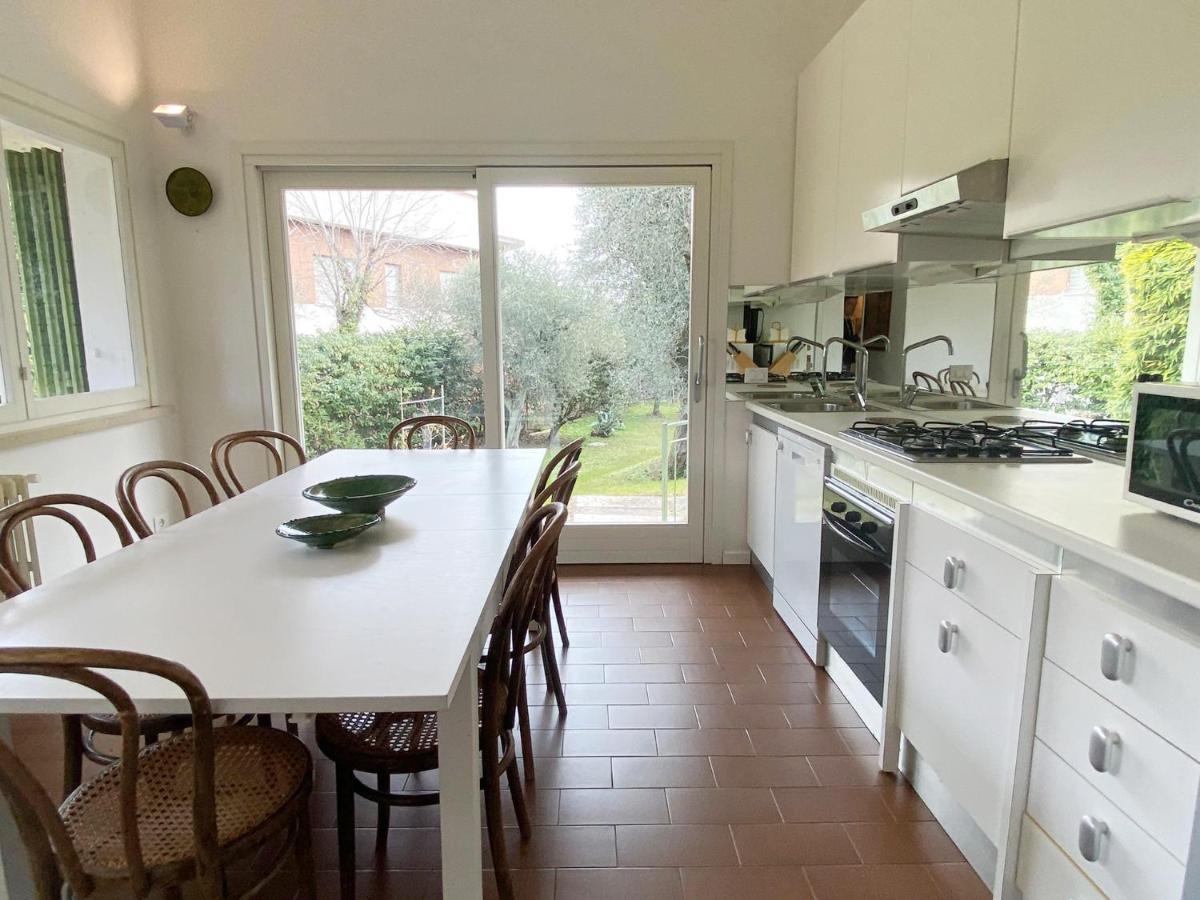 Villa Sweet Flower - With Private Pool And Garden Manerba del Garda Buitenkant foto