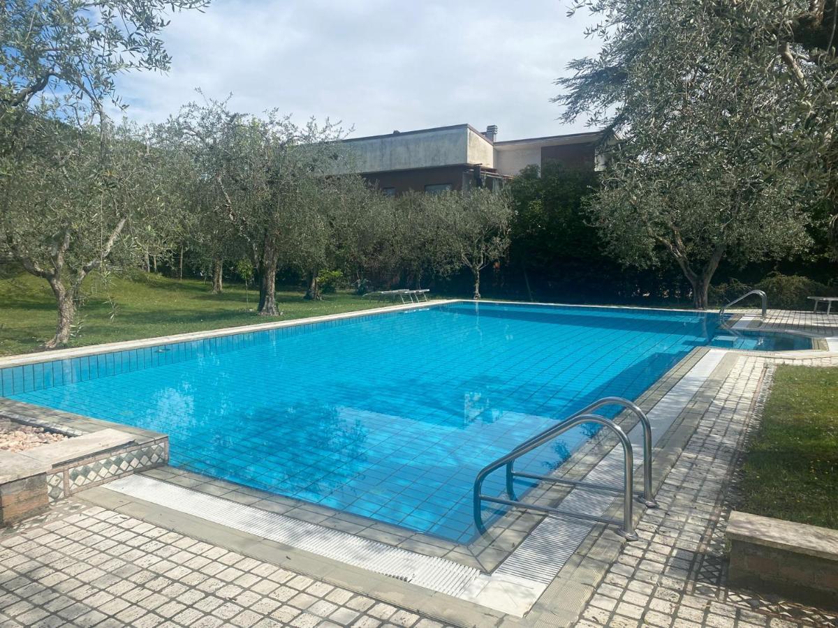 Villa Sweet Flower - With Private Pool And Garden Manerba del Garda Buitenkant foto